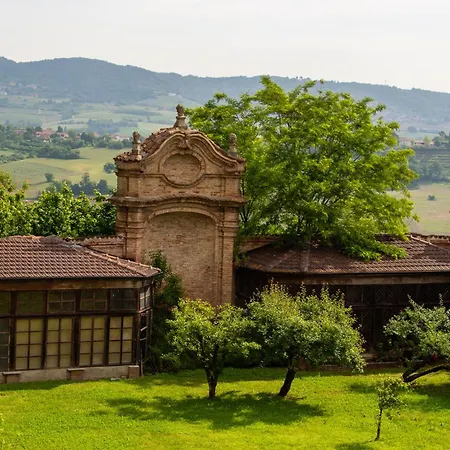 Castello Di Rinco I Slow Heritage Retreat *